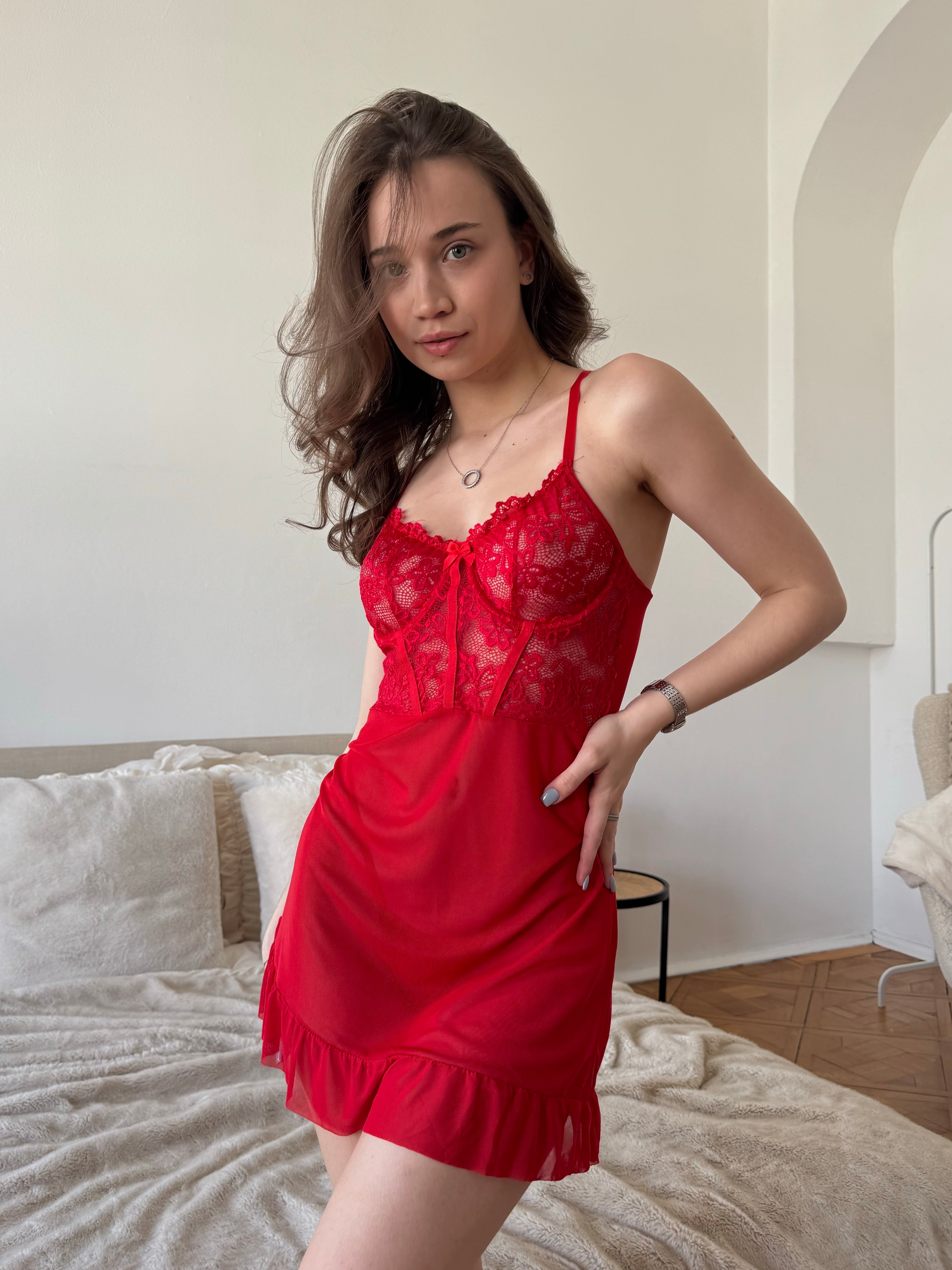 Koszula nocna BELLA czerwona + stringi
